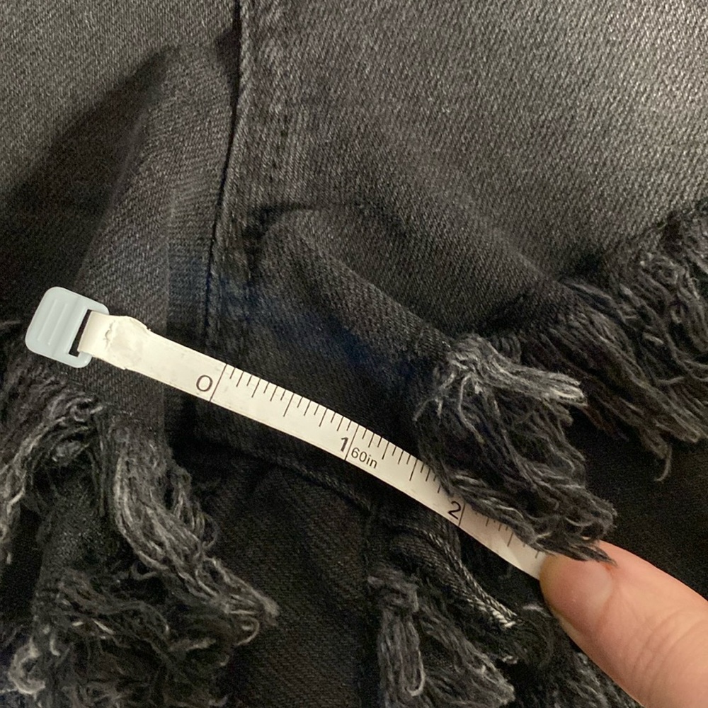 NWT Celebrity Pink Mid Rise The Sugar Booty Short, Size 9/29, Black - Picture 7 of 8